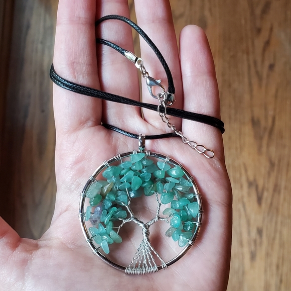 NWOT Green Aventurine Silver Tree of Life Necklace - Picture 2 of 6